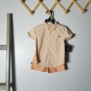 NWT GERBER MODERN MOMENTS BOY'S PEACH AND WHITE SHIRT AND SHORT SET SIZE 3T